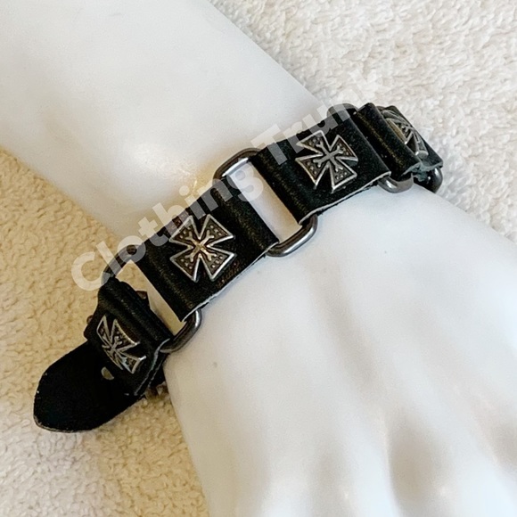 NWT Black Genuine Leather Celtic Cross Buckle Bracelet | 9” Unisex - Picture 2 of 3